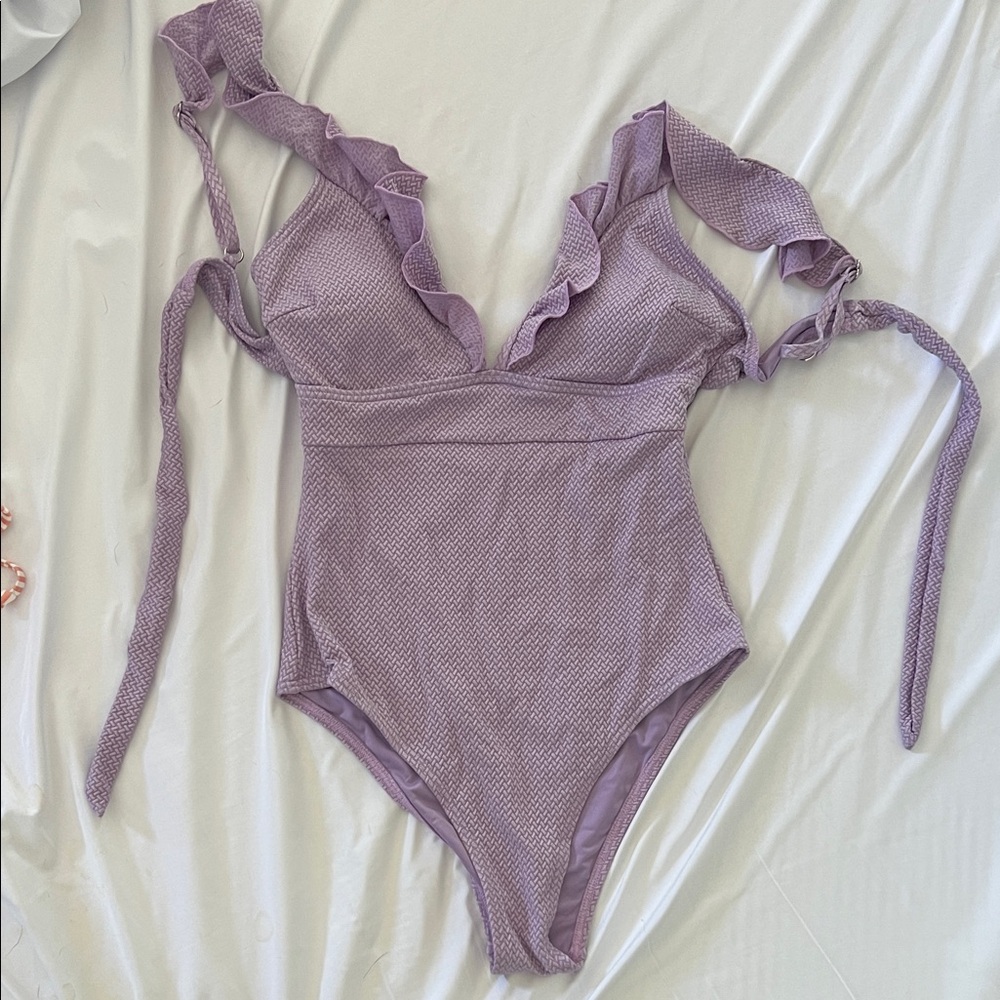 Cupshe Lilac Ruffled One Piece Swimsuit